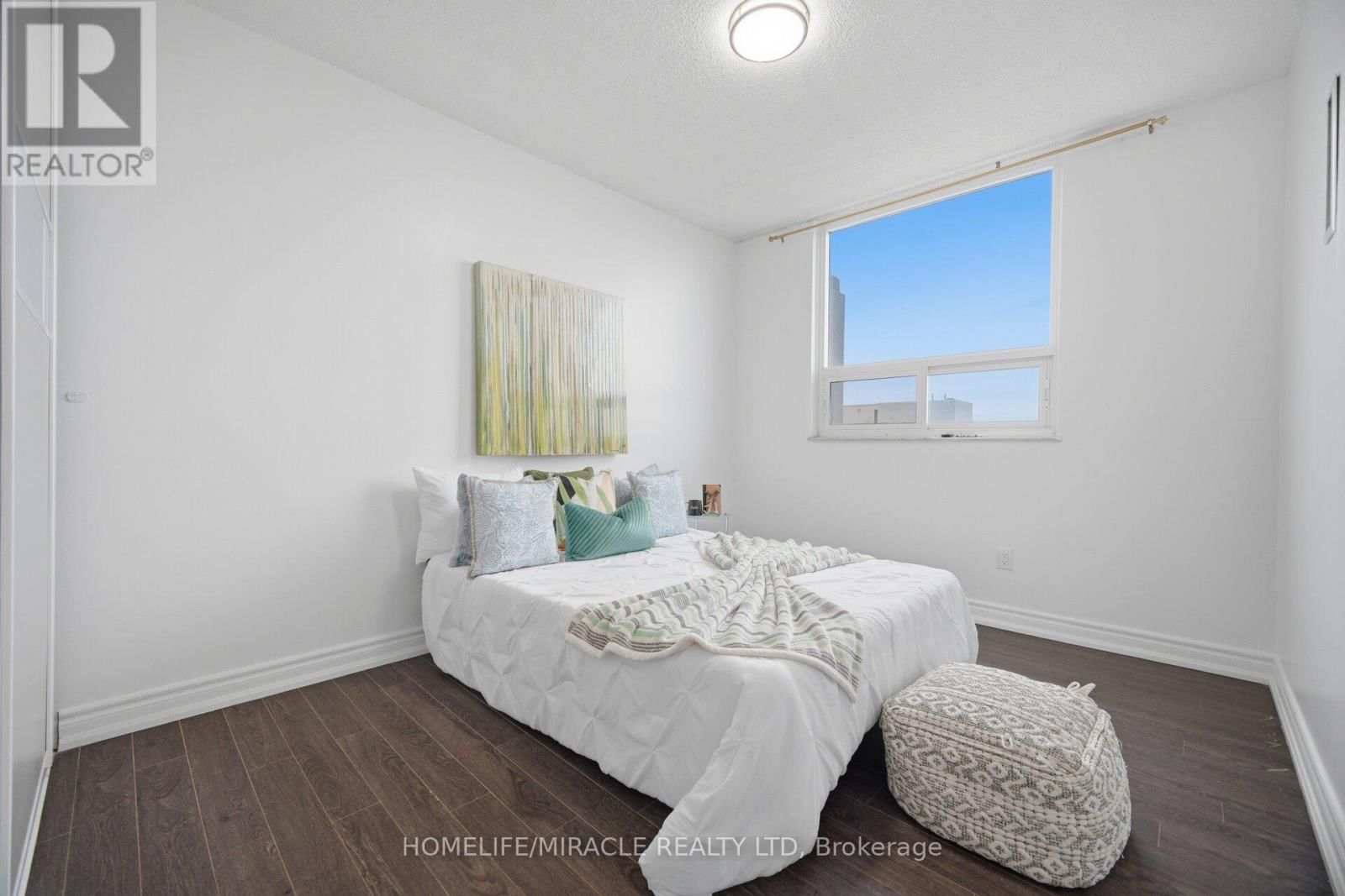 1703 - 100 PRUDENTIAL DRIVE Image 18