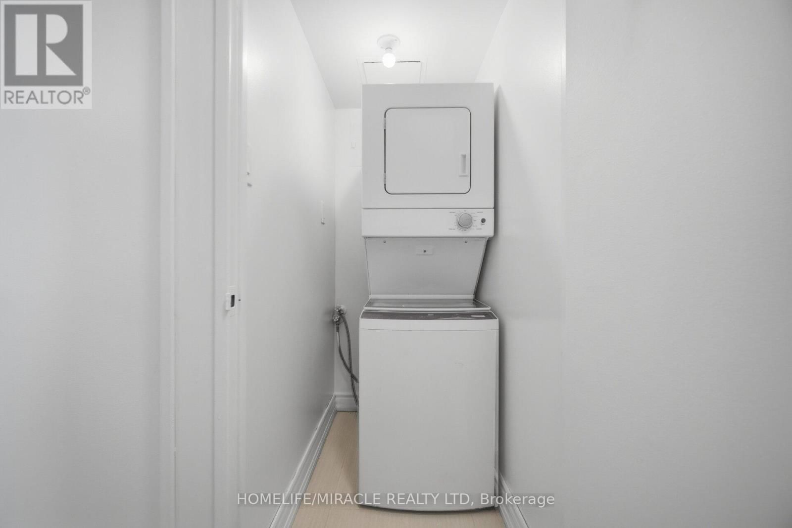 1703 - 100 PRUDENTIAL DRIVE Image 22