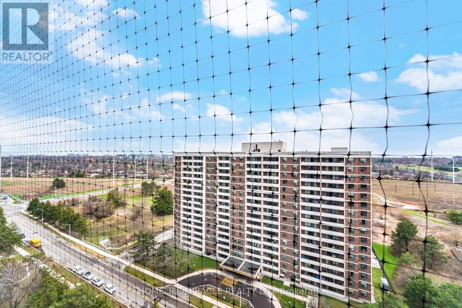 1703 - 100 PRUDENTIAL DRIVE Image 27