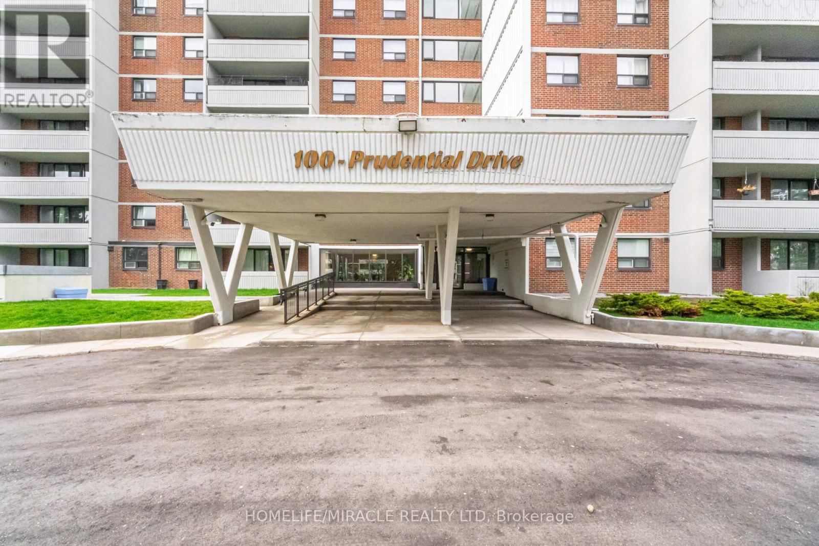 1703 - 100 PRUDENTIAL DRIVE Image 42