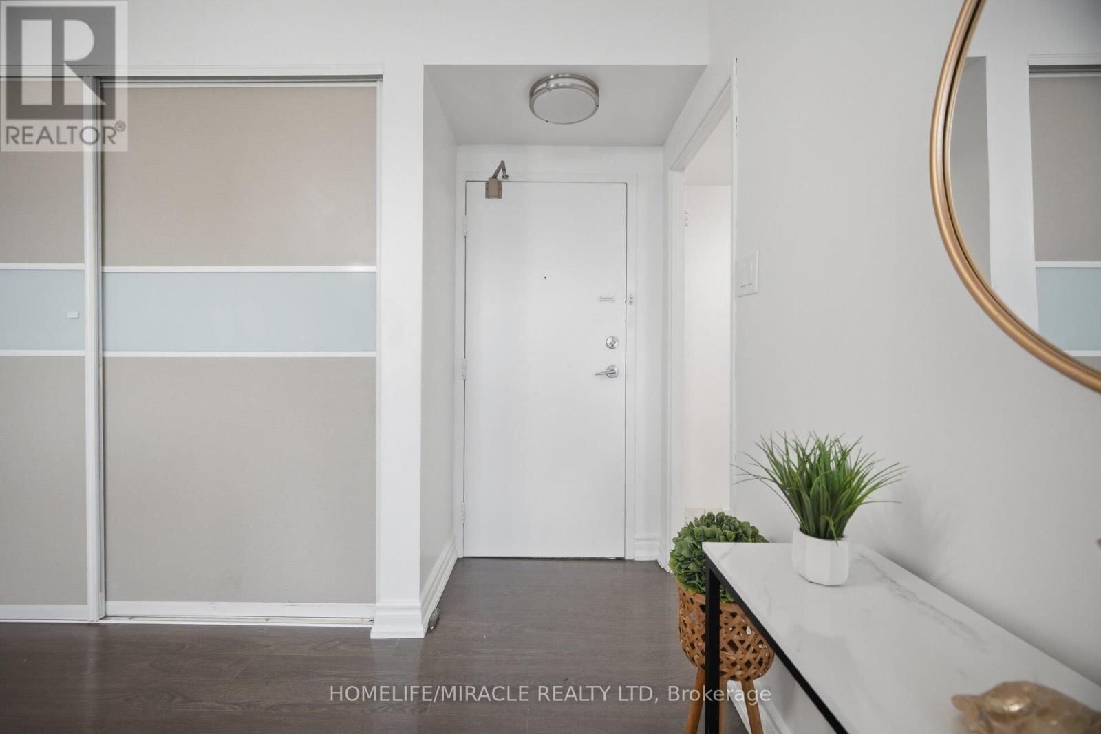 1703 - 100 PRUDENTIAL DRIVE Image 44