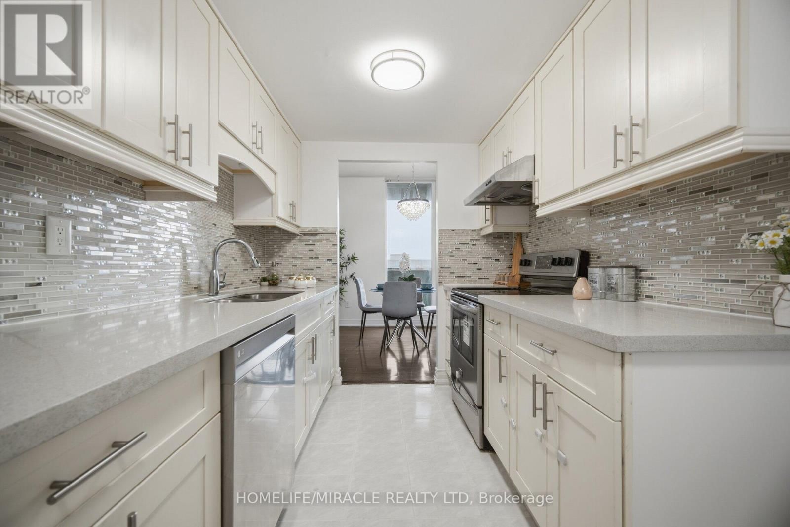 1703 - 100 PRUDENTIAL DRIVE Image 6