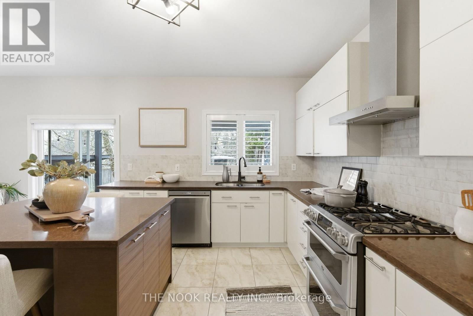 21 ST MAGNUS DRIVE Image 15