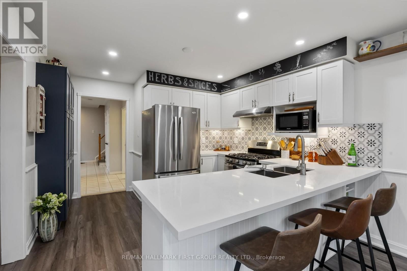 5 KNOX CRESCENT Image 11