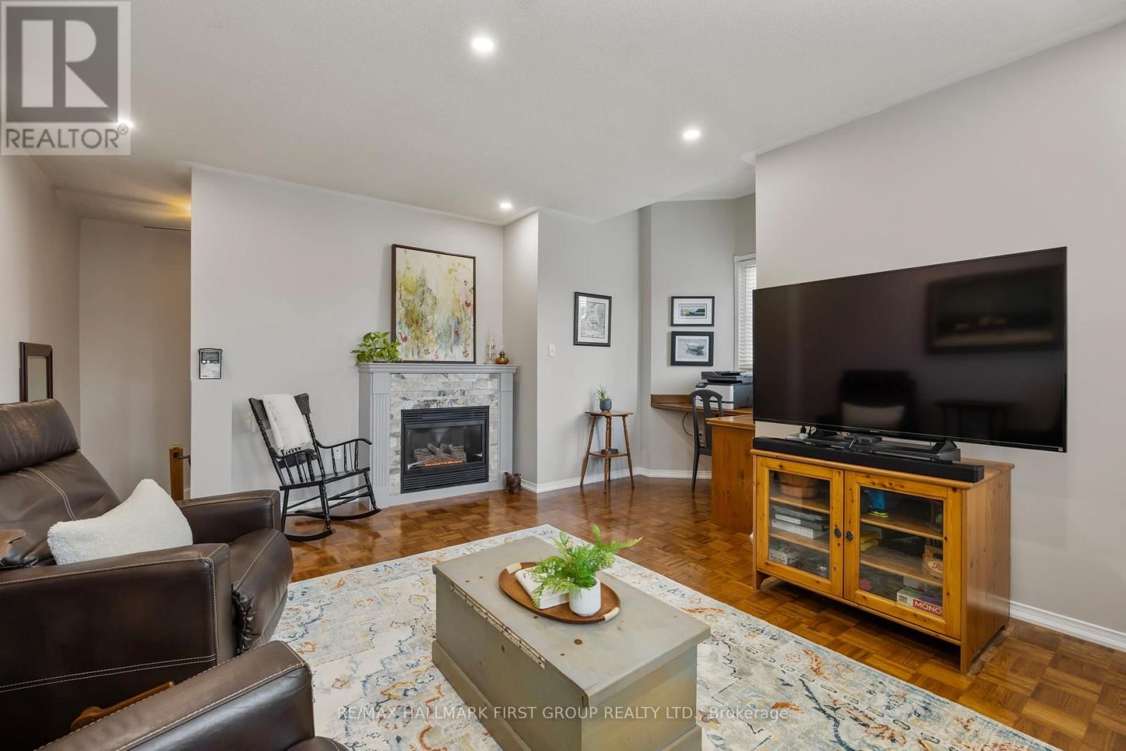 5 KNOX CRESCENT Image 15