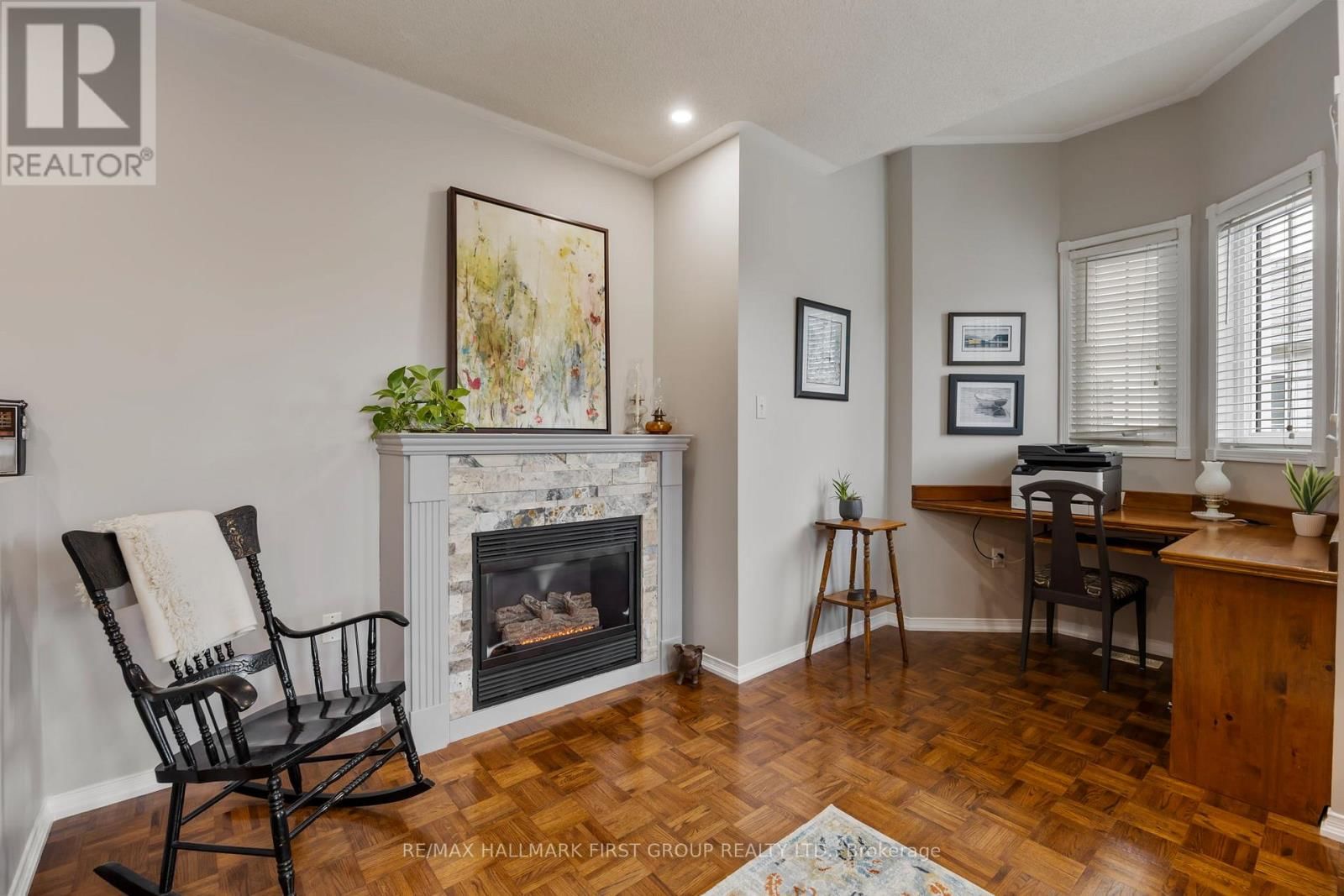 5 KNOX CRESCENT Image 16