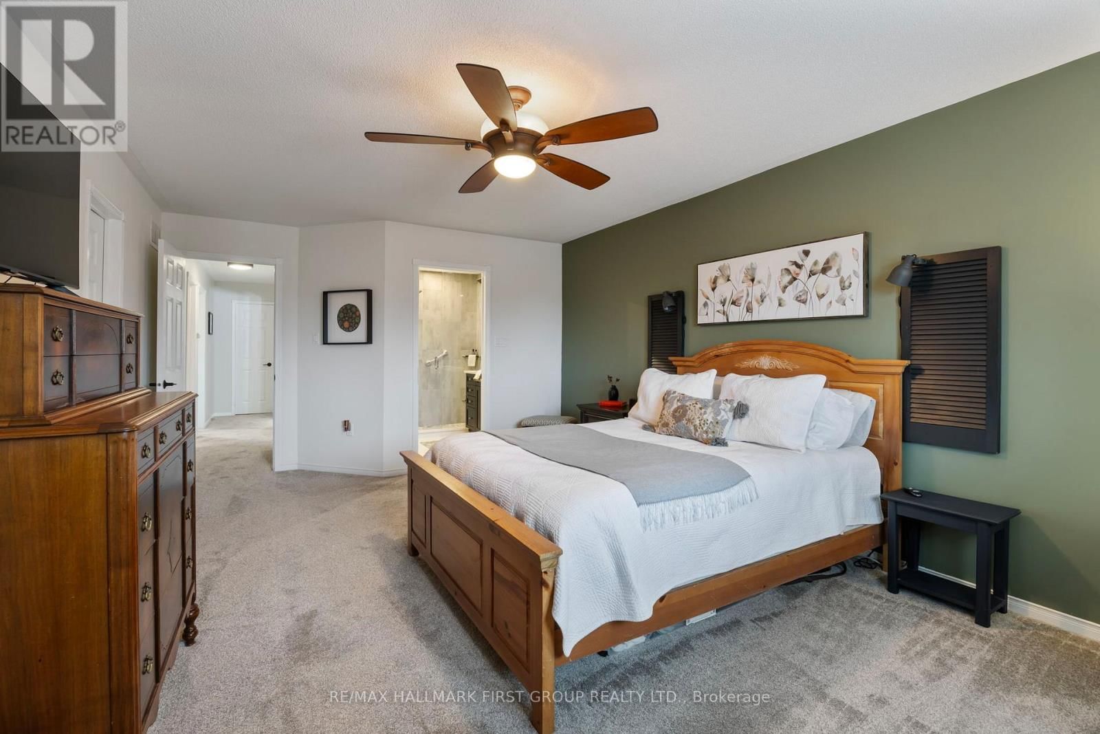 5 KNOX CRESCENT Image 18