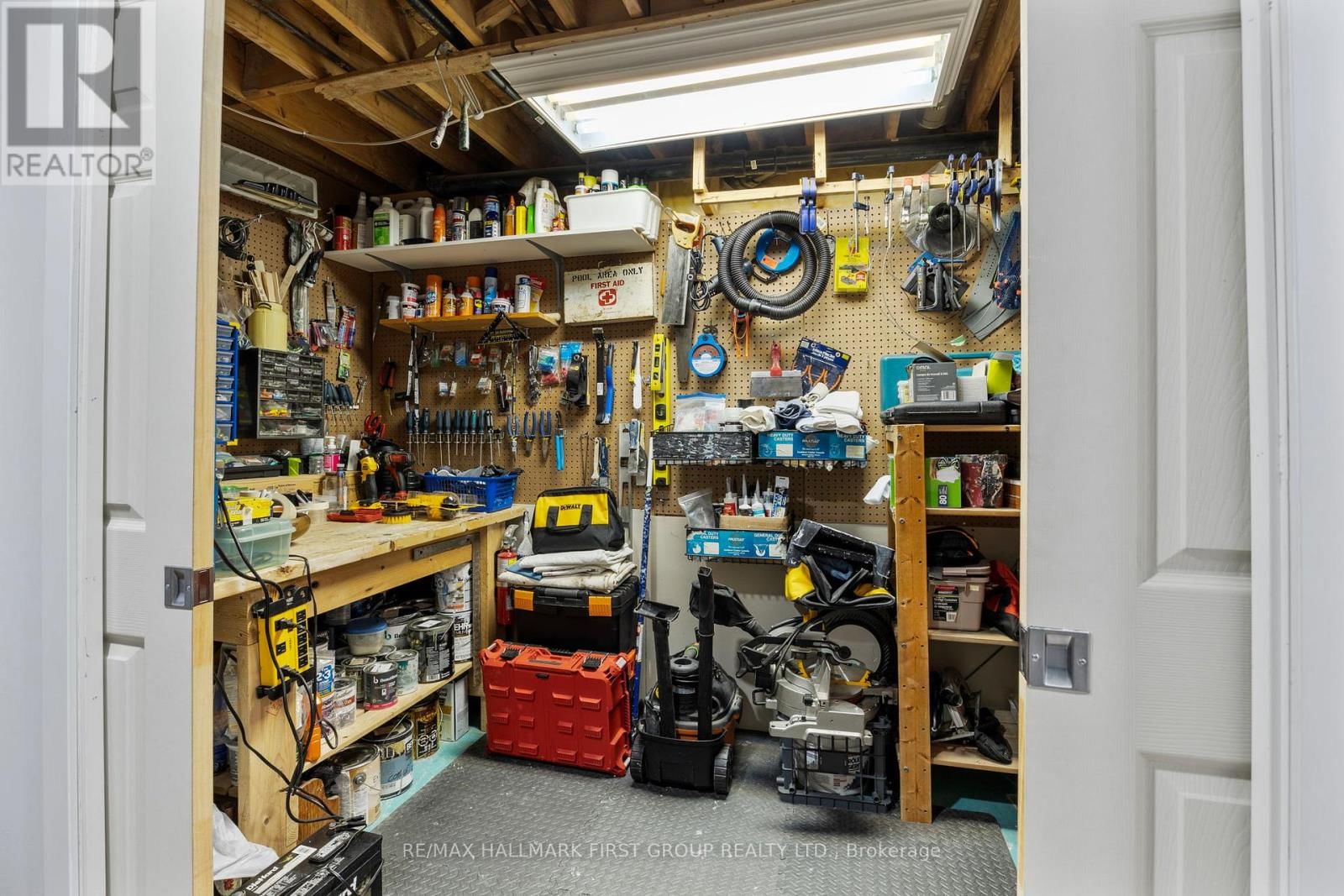 5 KNOX CRESCENT Image 28