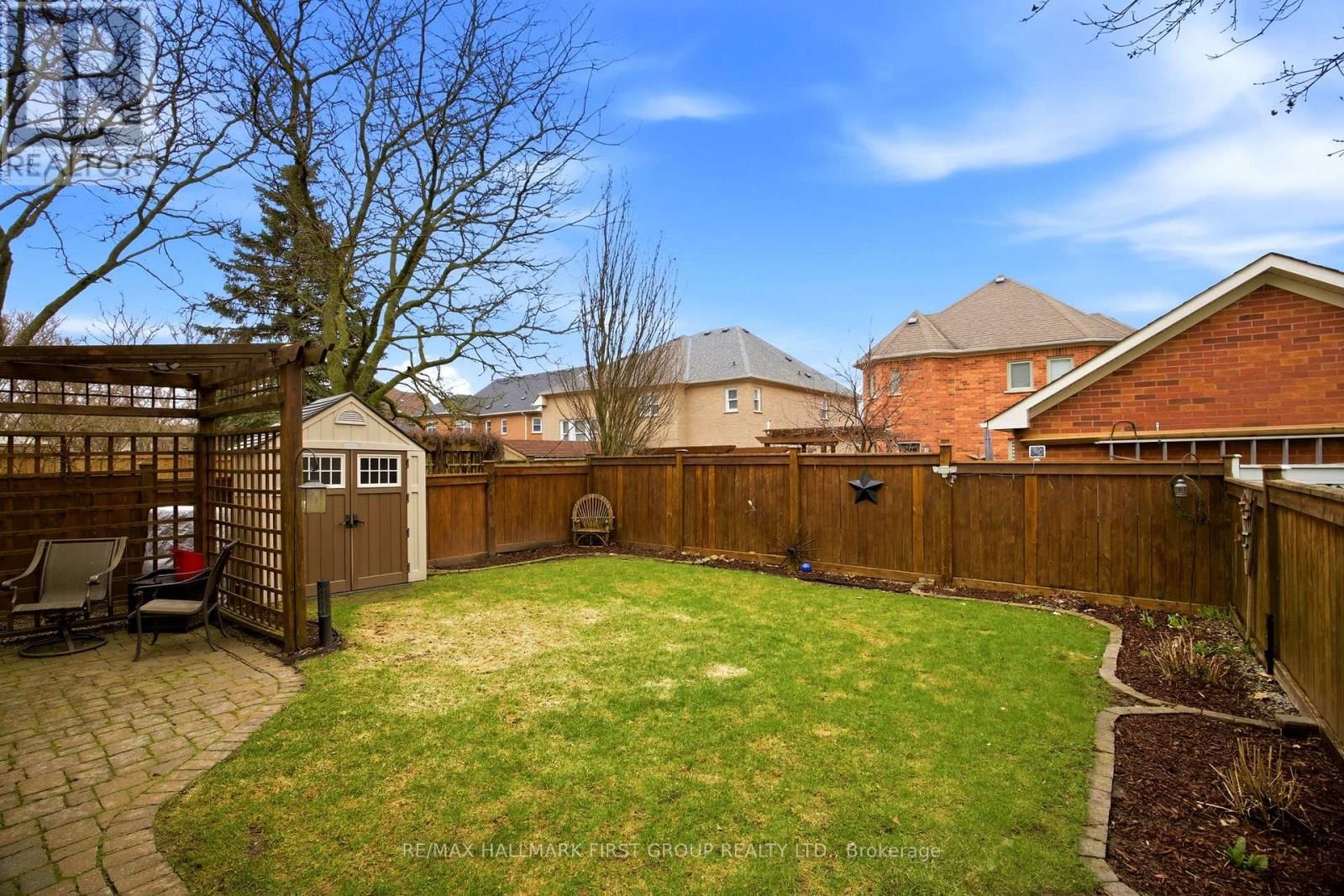 5 KNOX CRESCENT Image 30