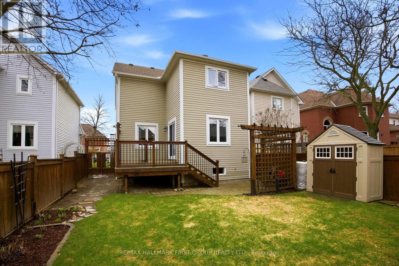 5 KNOX CRESCENT Image 31