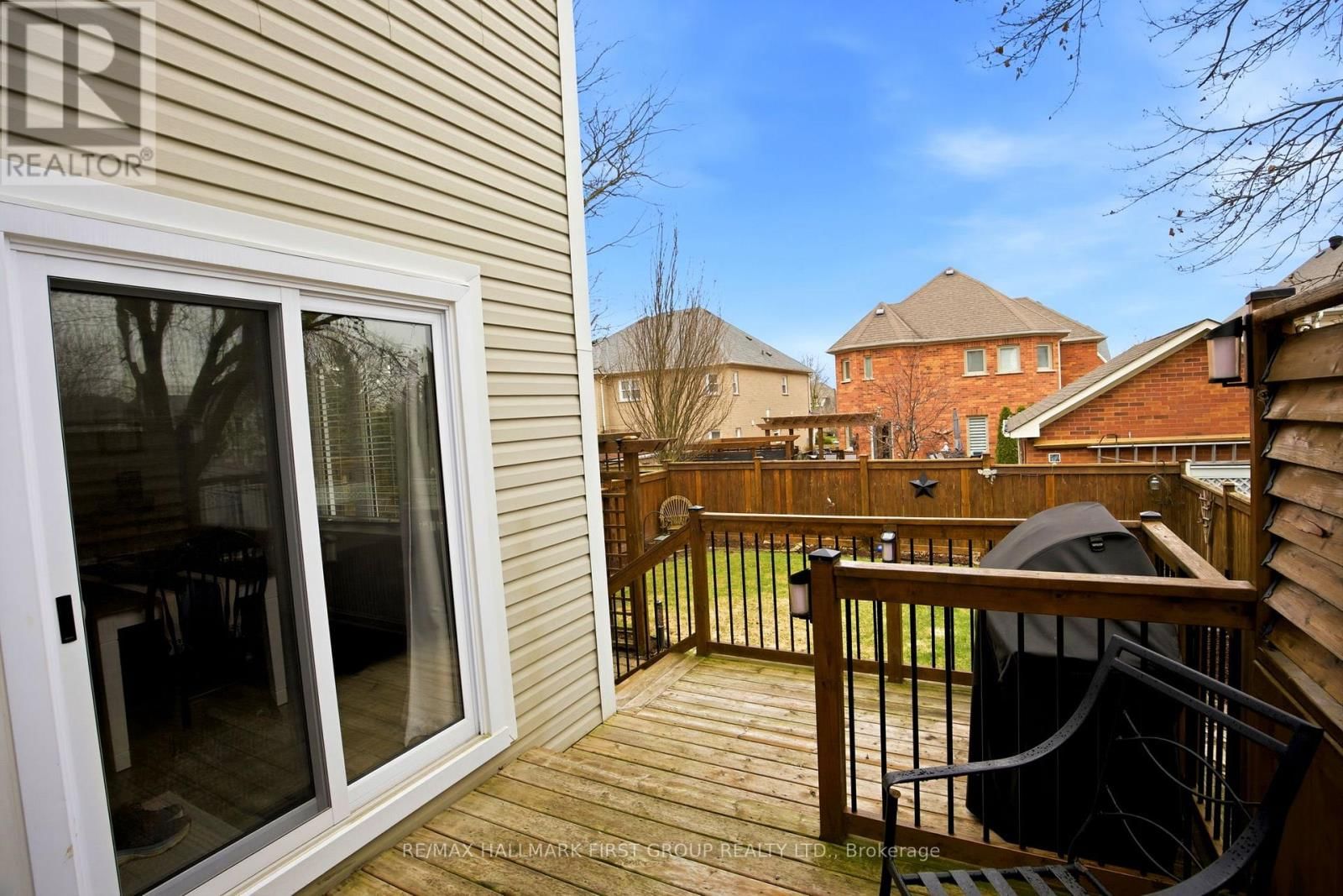 5 KNOX CRESCENT Image 34