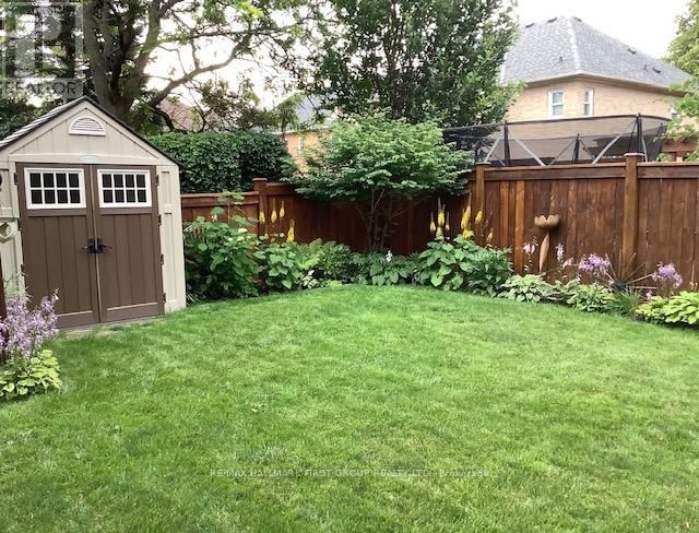 5 KNOX CRESCENT Image 44