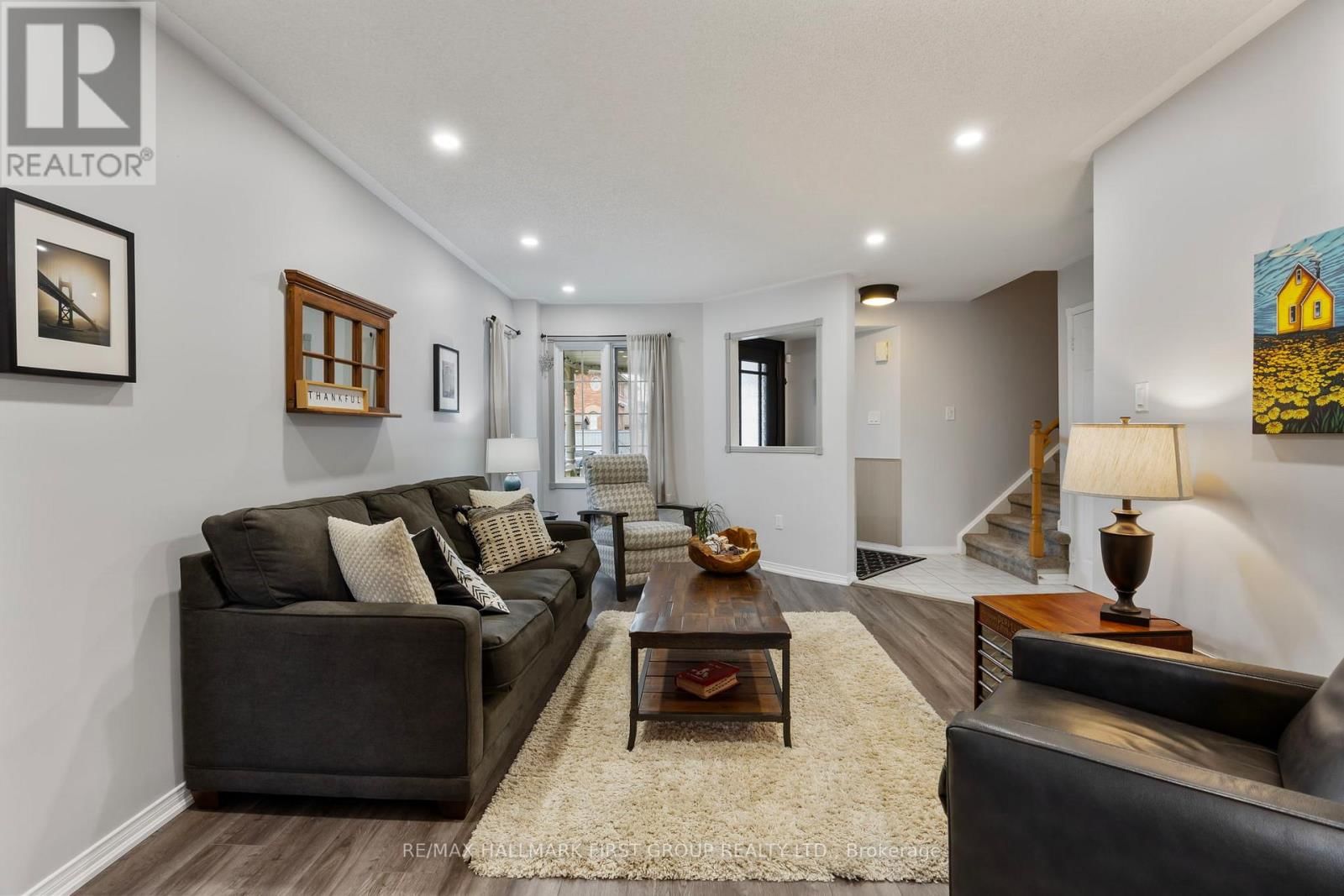 5 KNOX CRESCENT Image 6