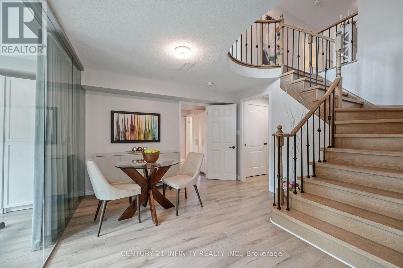 973 MOUNTVIEW COURT Image 33