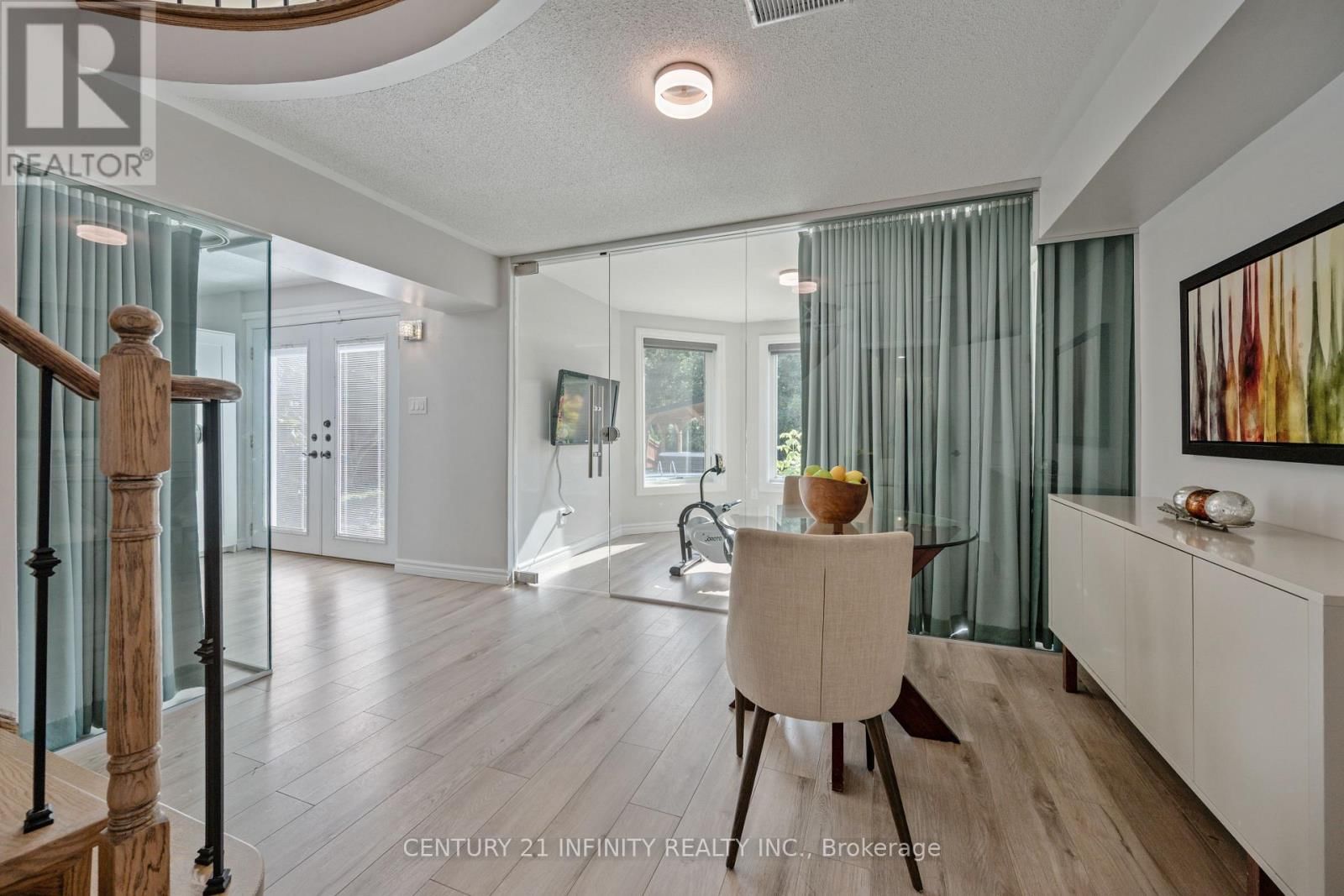 973 MOUNTVIEW COURT Image 34