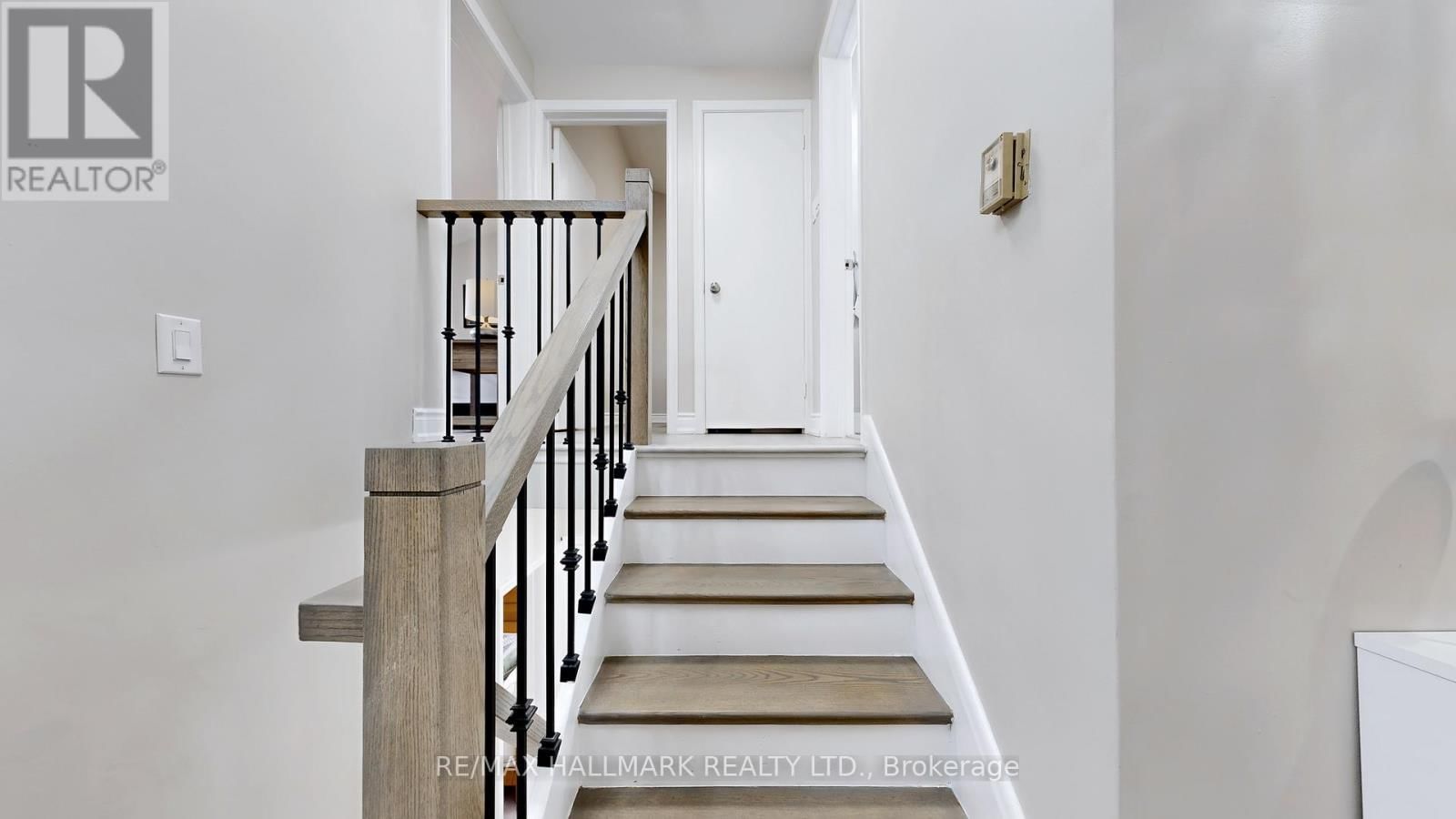 27 BENLEIGH DRIVE Image 15