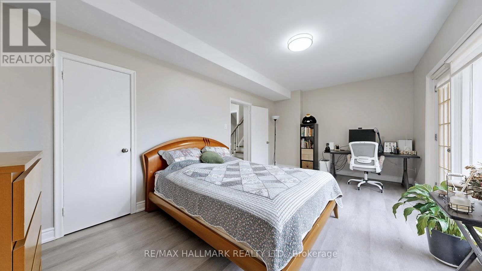 27 BENLEIGH DRIVE Image 21