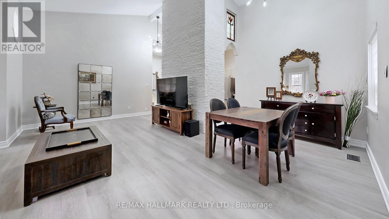 27 BENLEIGH DRIVE Image 5