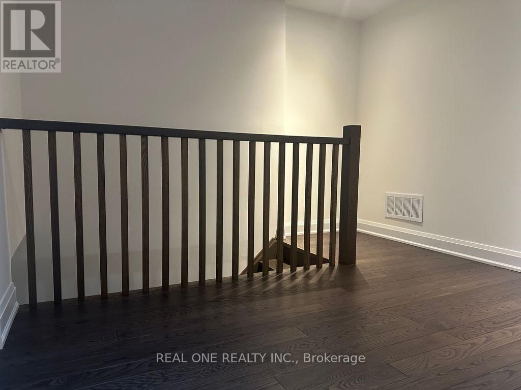 58 RAKEWOOD CRESCENT Image 8