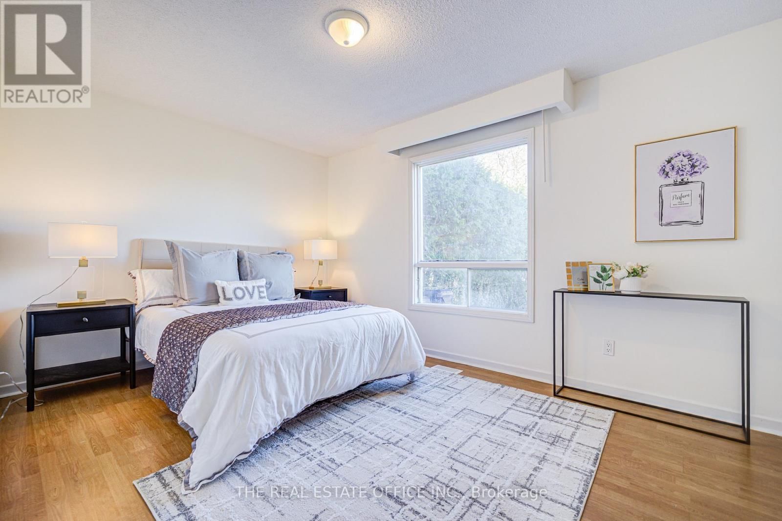 128 FAIRGLEN AVENUE Image 14