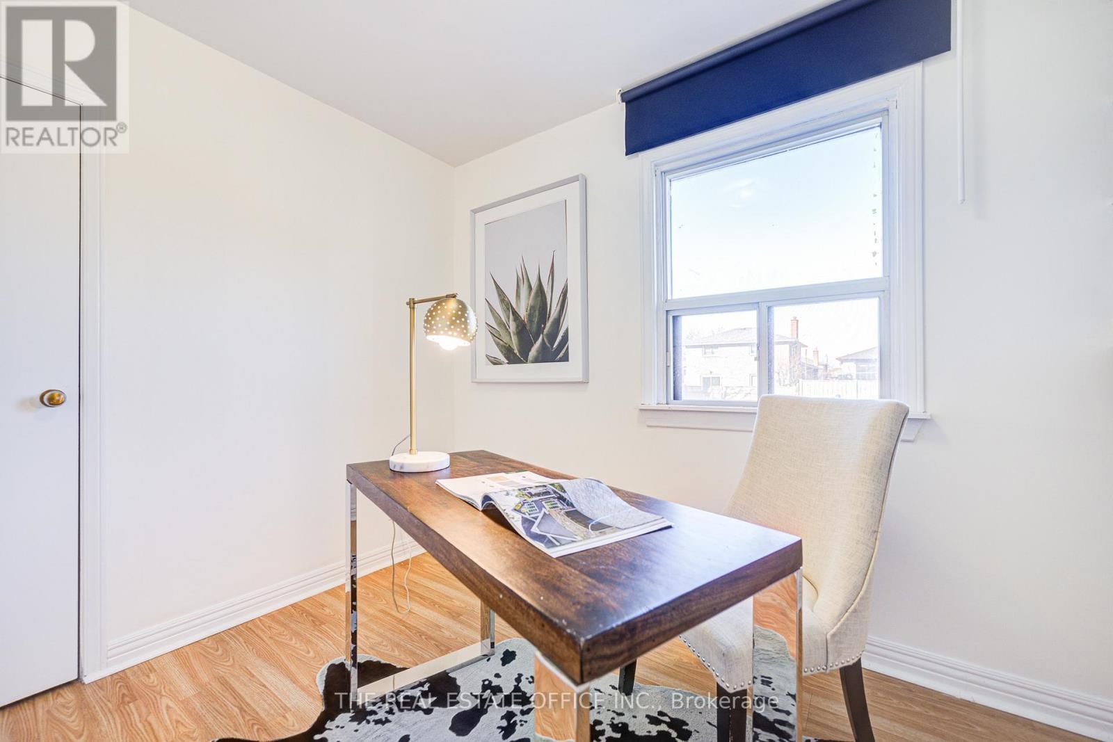 128 FAIRGLEN AVENUE Image 27