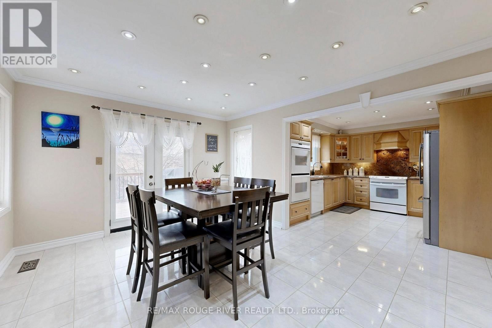 45 ROTHERGLEN ROAD NORTH Image 15