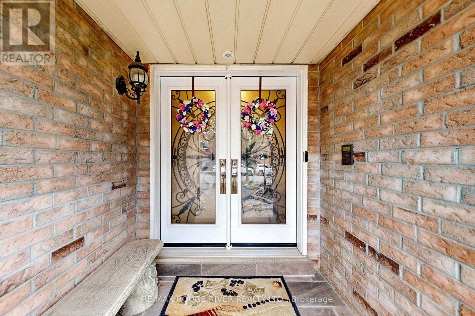 45 ROTHERGLEN ROAD NORTH Image 2