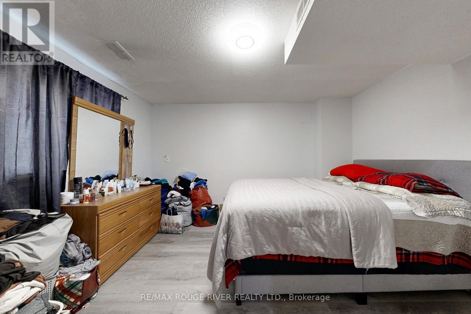 45 ROTHERGLEN ROAD NORTH Image 39