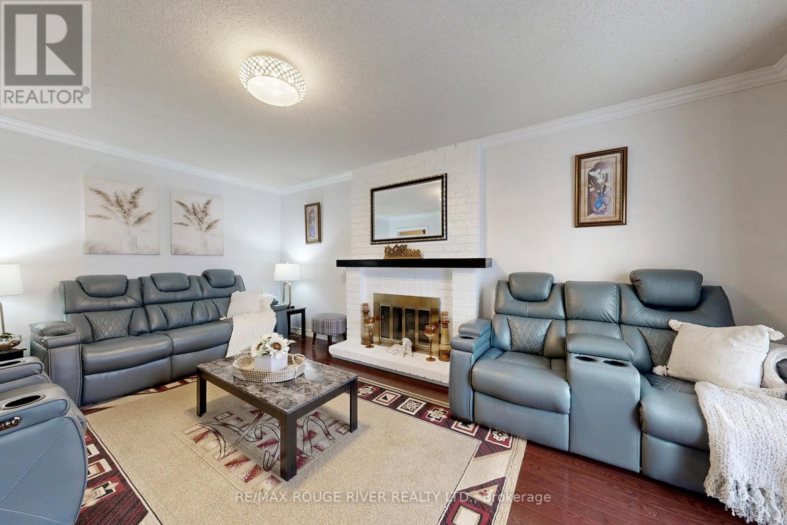 45 ROTHERGLEN ROAD NORTH Image 9