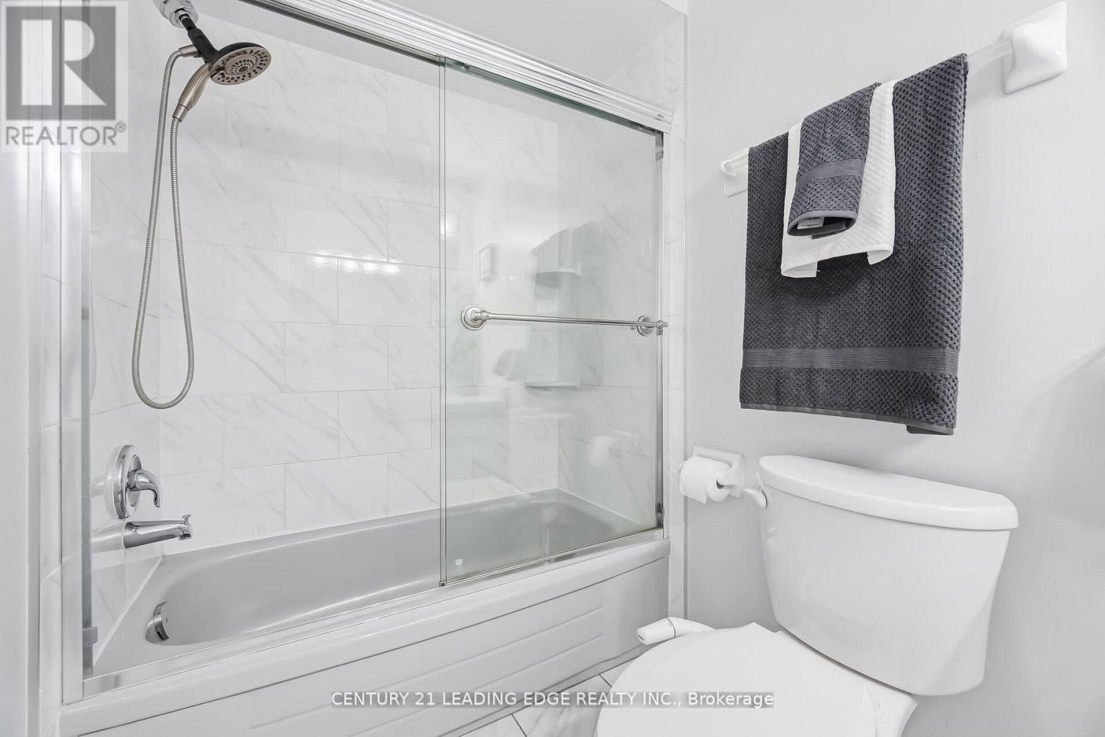 923 REDBIRD CRESCENT Image 28