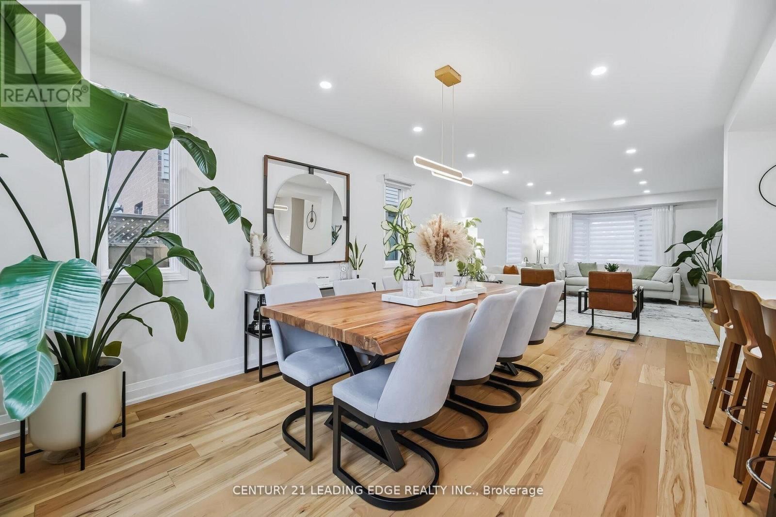 923 REDBIRD CRESCENT Image 8