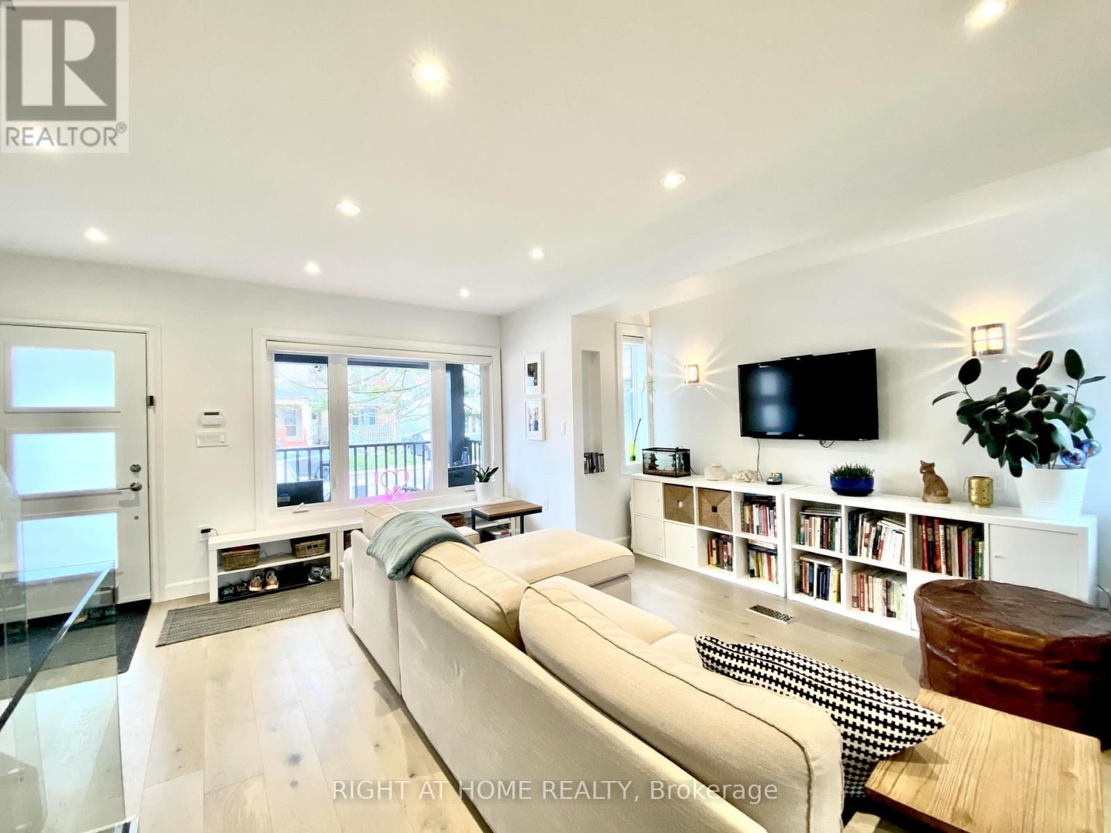 16 WOODLEE ROAD Image 6