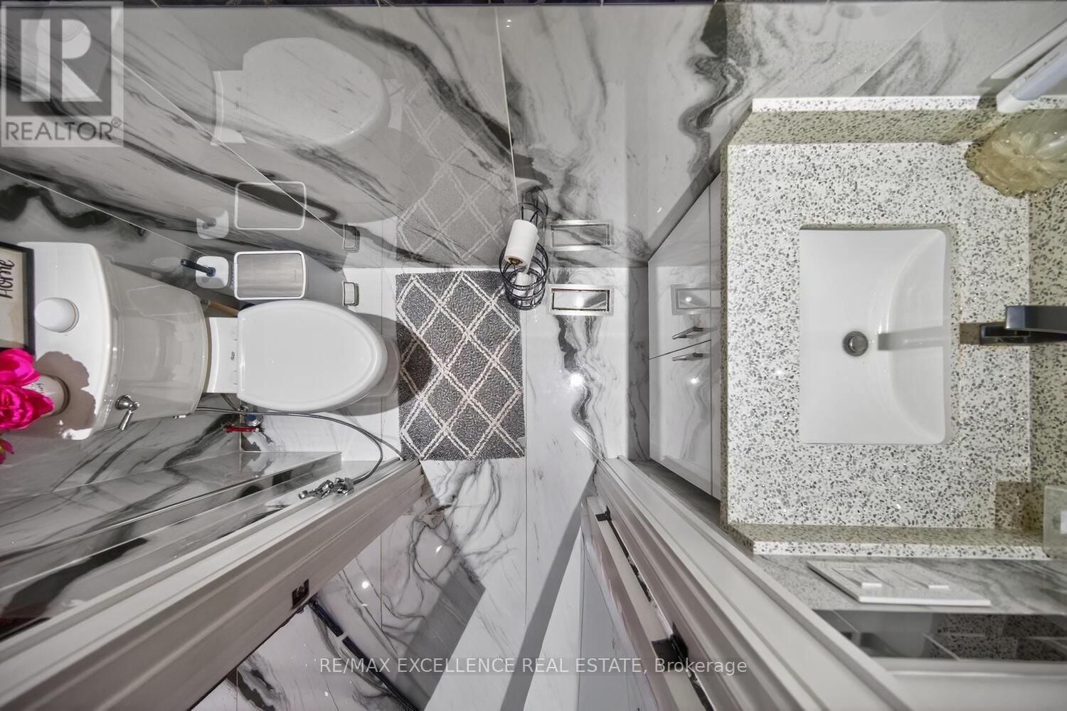 442 PHARMACY AVENUE SOUTH Image 22