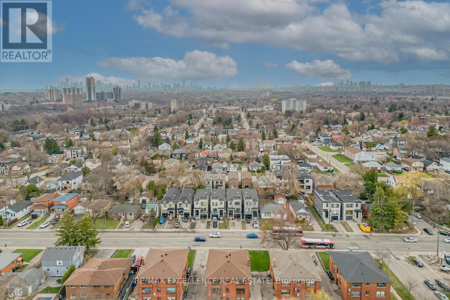 442 PHARMACY AVENUE SOUTH Image 4