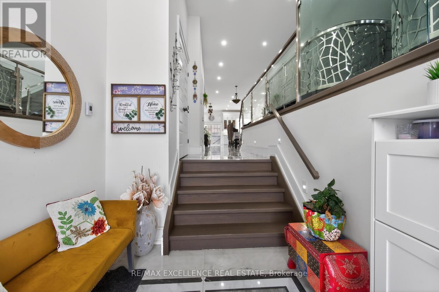 442 PHARMACY AVENUE SOUTH Image 6