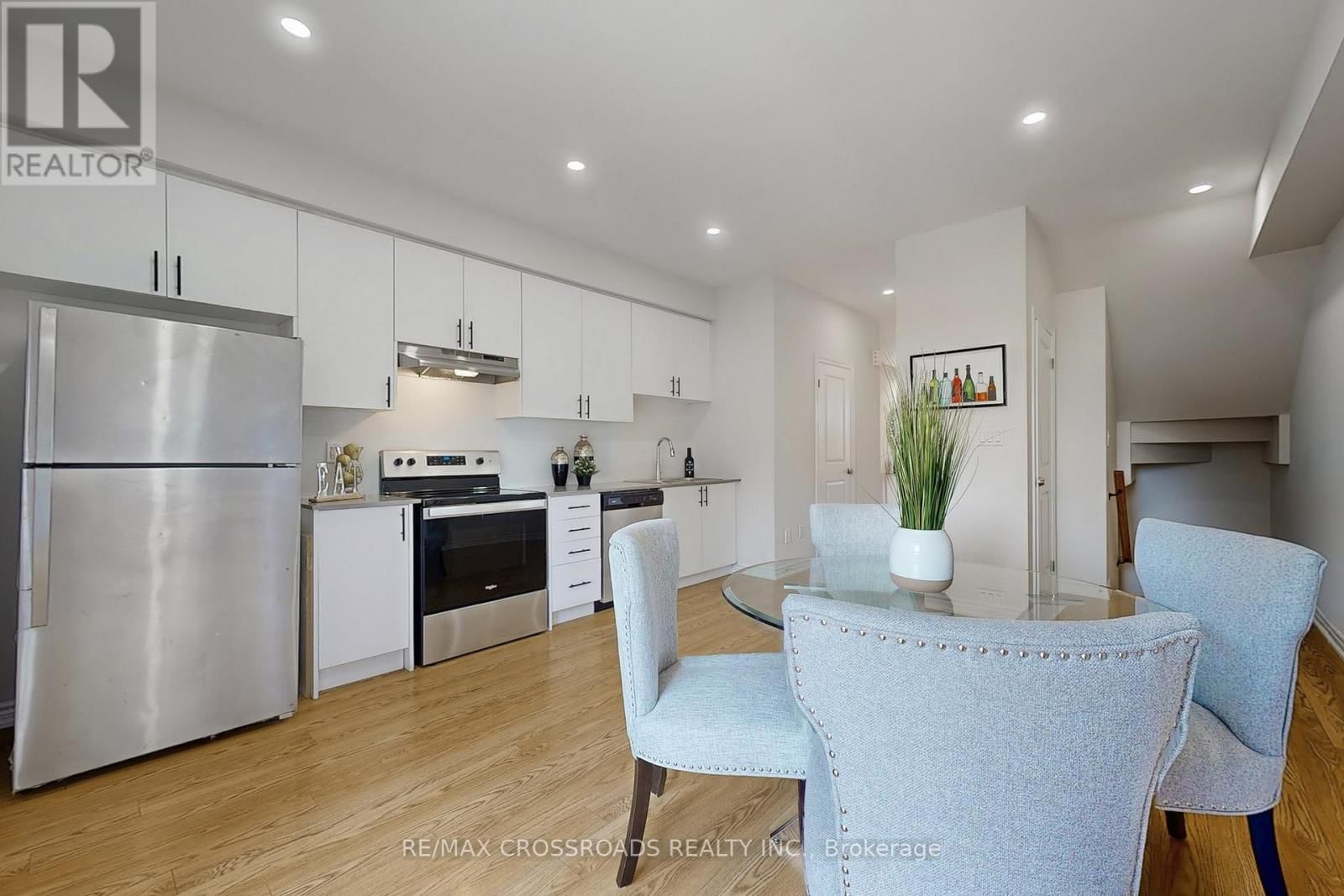 384 OKANAGAN PATH Image 14