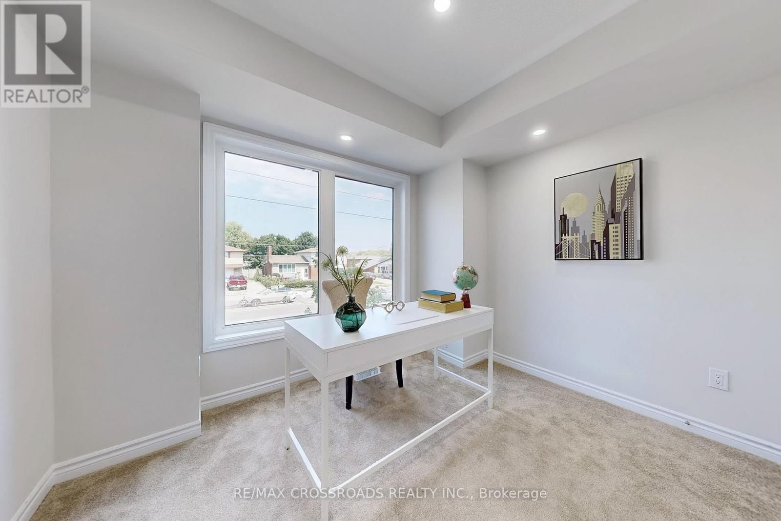 384 OKANAGAN PATH Image 31