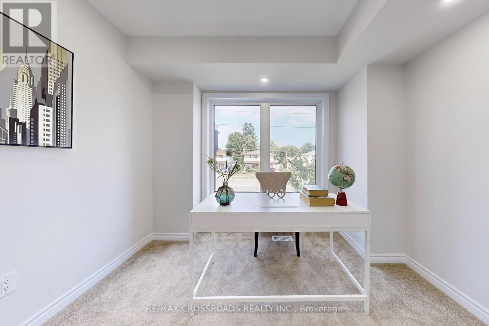 384 OKANAGAN PATH Image 32