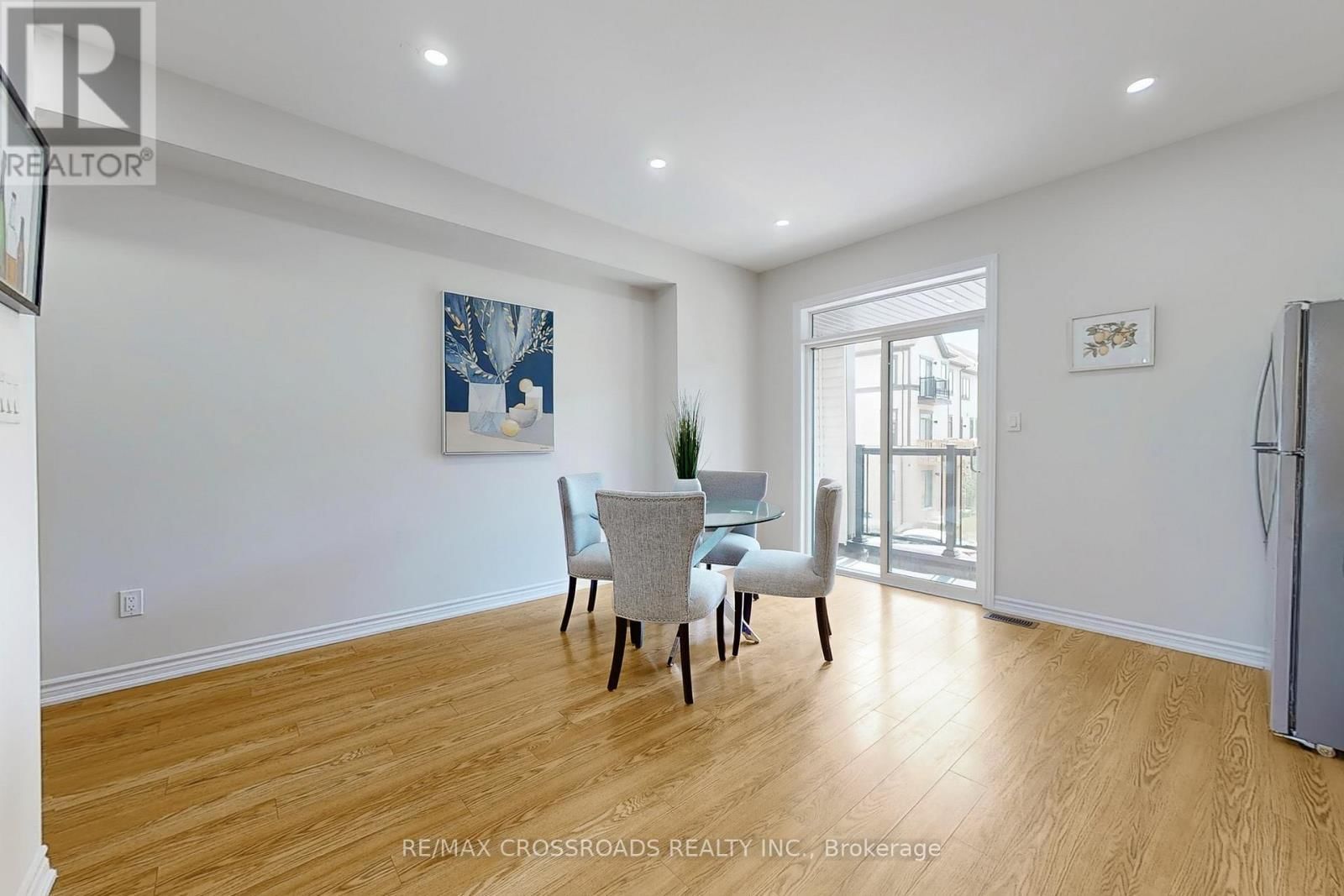 384 OKANAGAN PATH Image 4