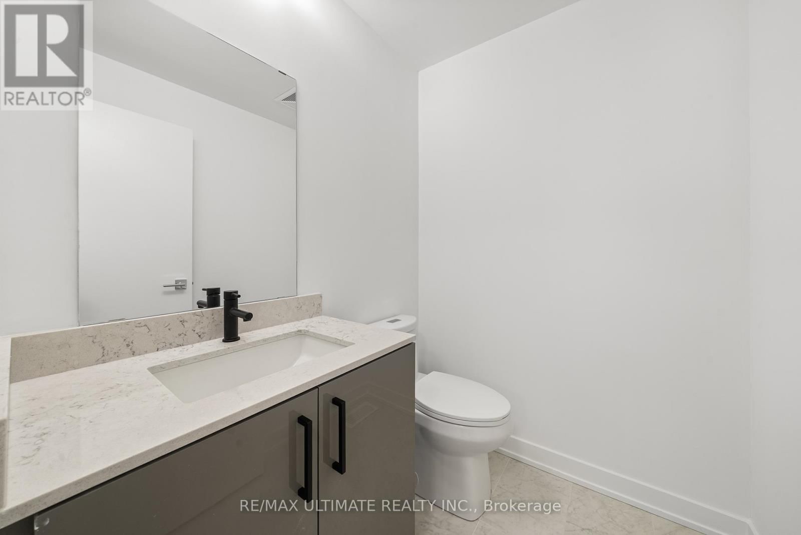 34 - 35 BIRCHCLIFF AVENUE Image 6