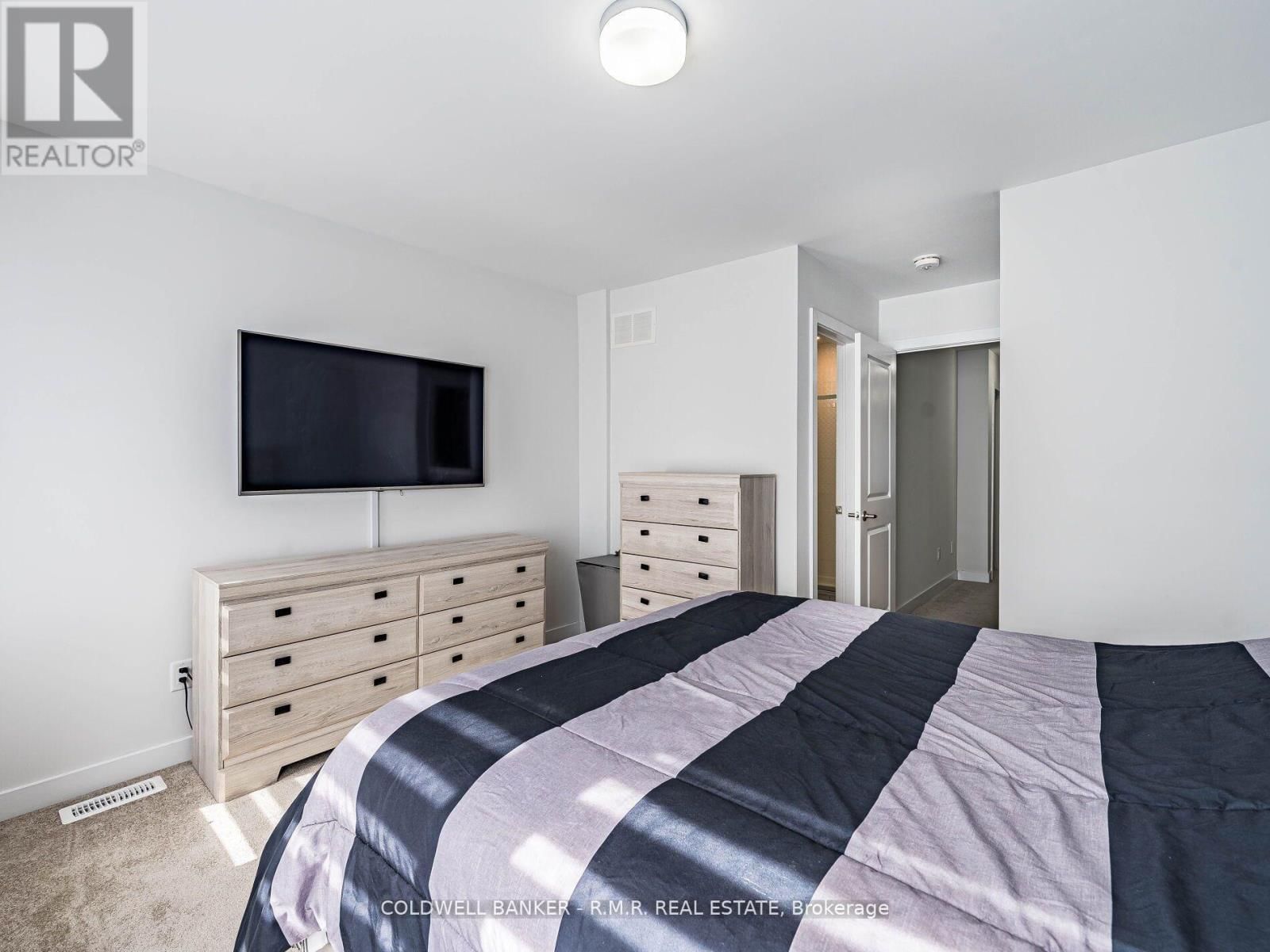 136 BROCKLEY DRIVE Image 35