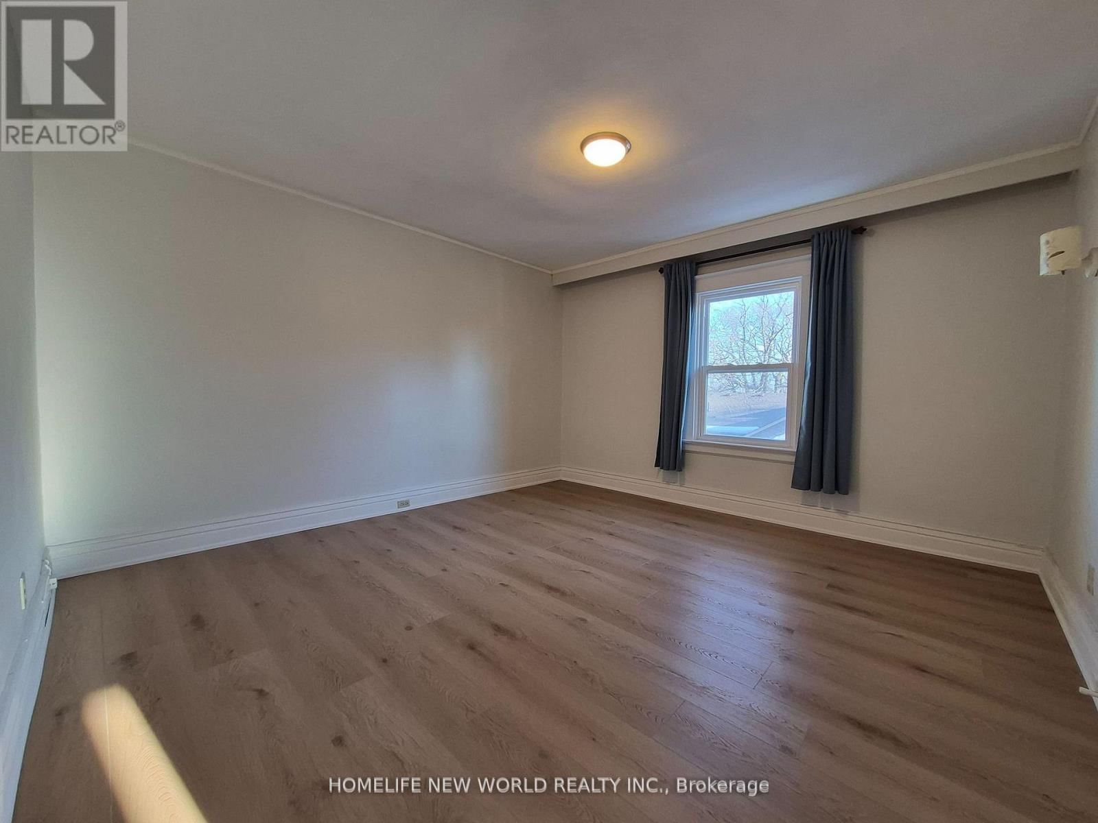 2nd floor - 37 KINGSWOOD ROAD Image 9