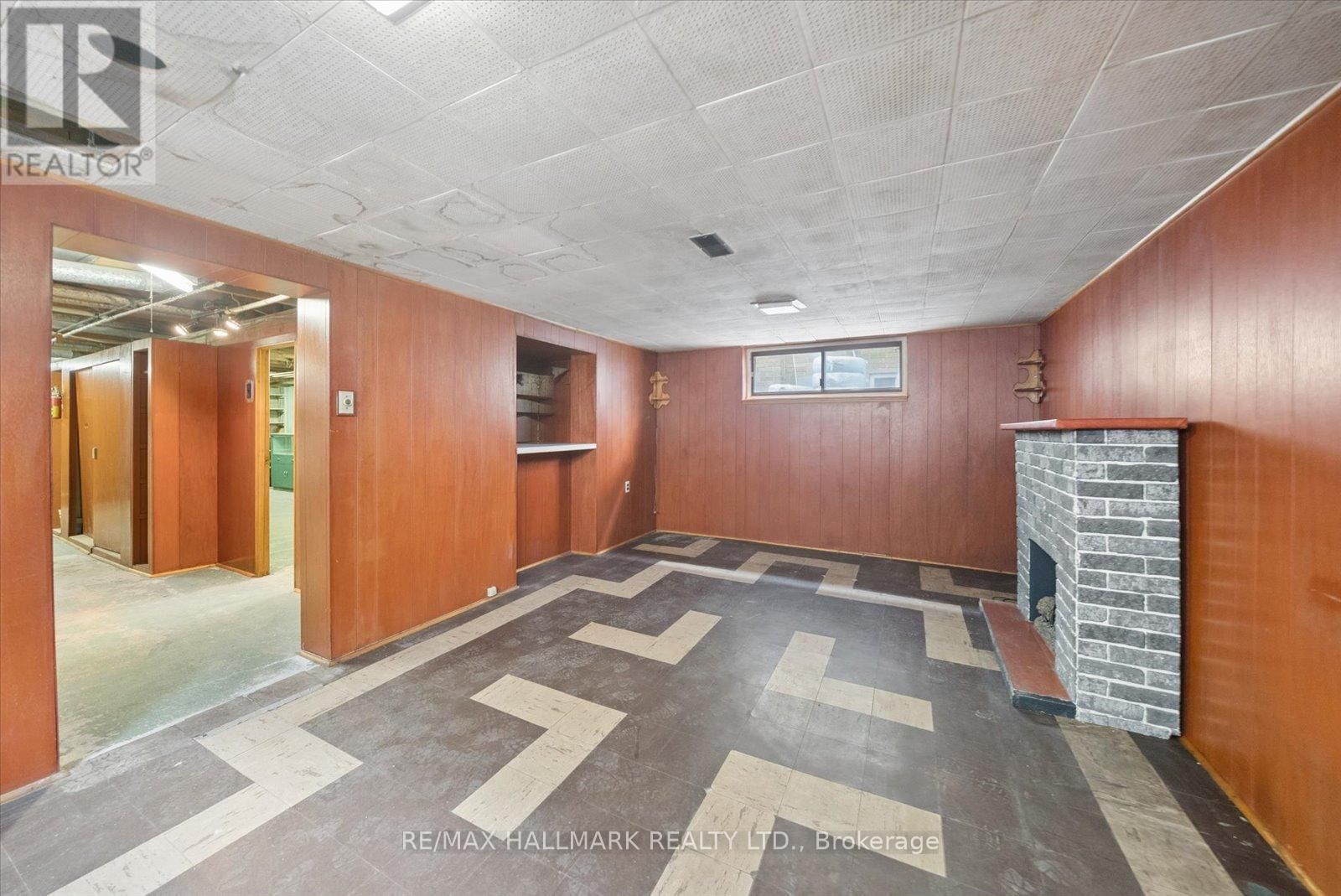 31A LAUREL AVENUE Image 25