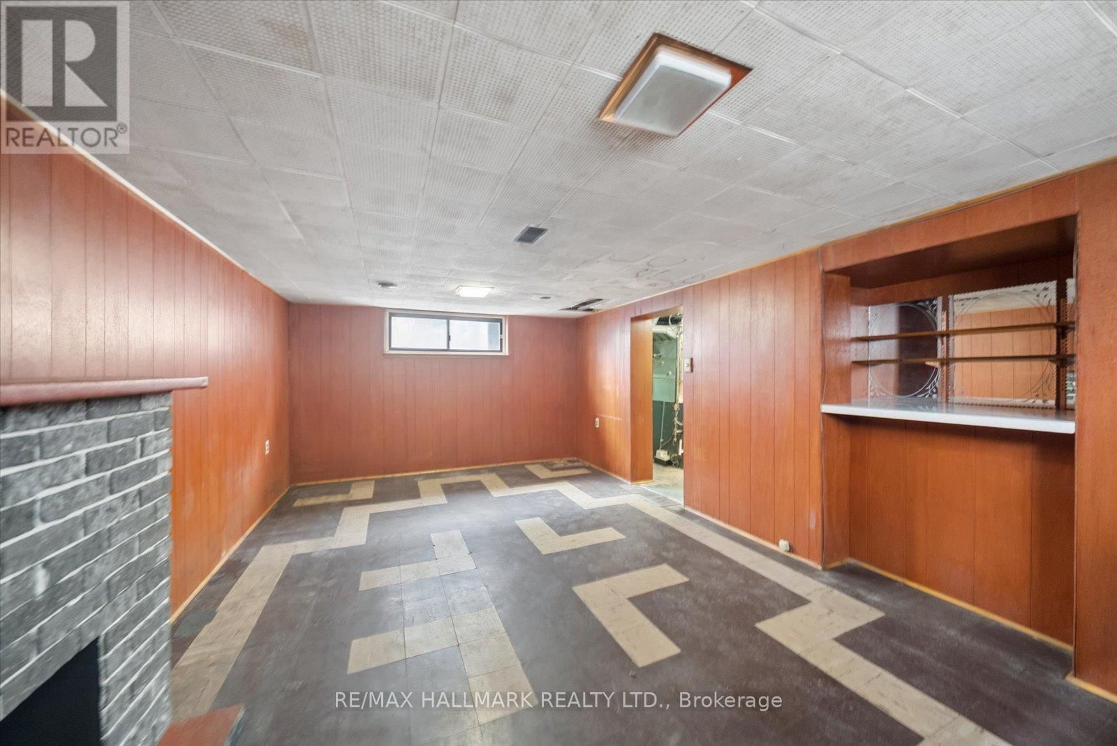 31A LAUREL AVENUE Image 26