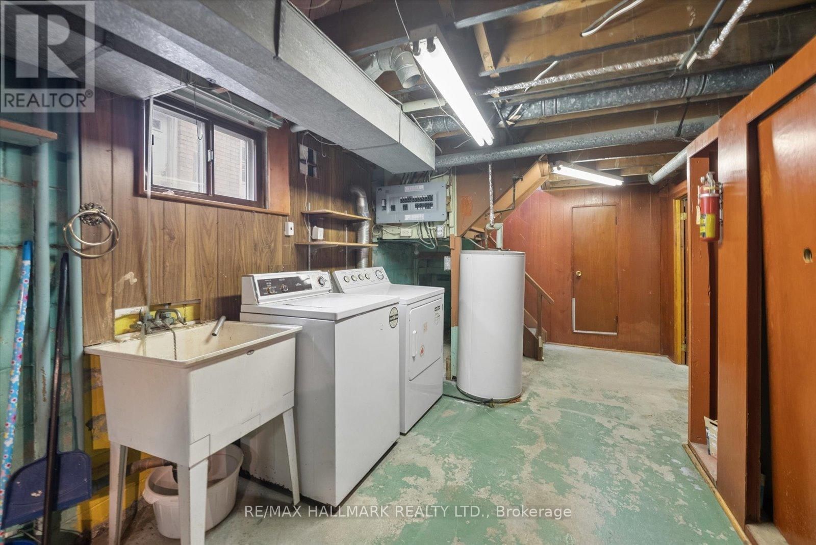 31A LAUREL AVENUE Image 30