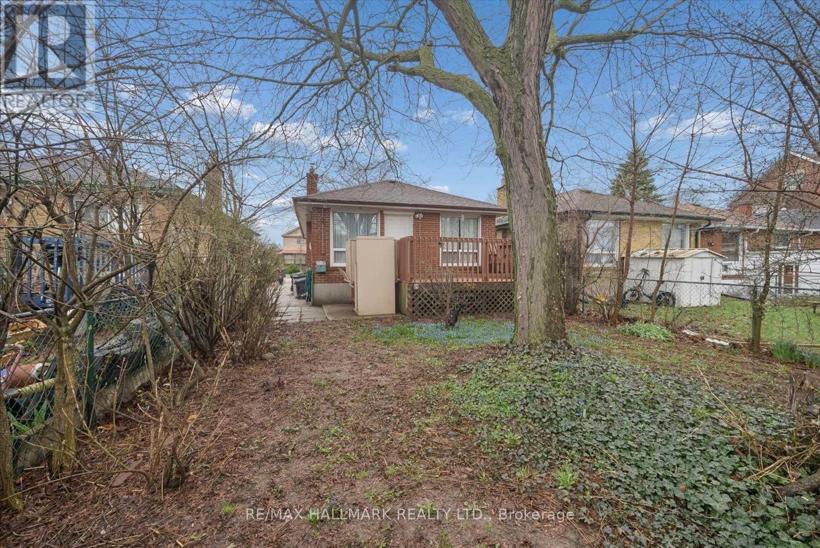 31A LAUREL AVENUE Image 38