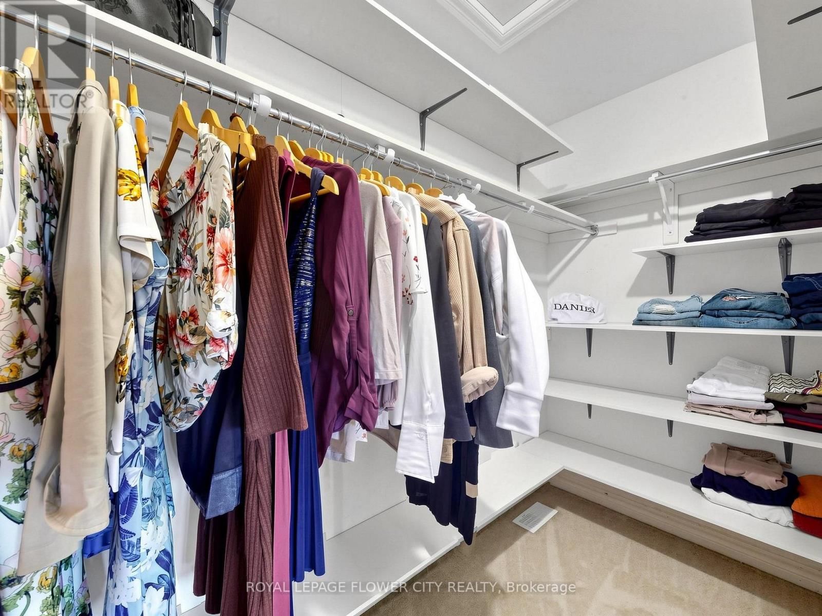 2 DON MORRIS COURT Image 21