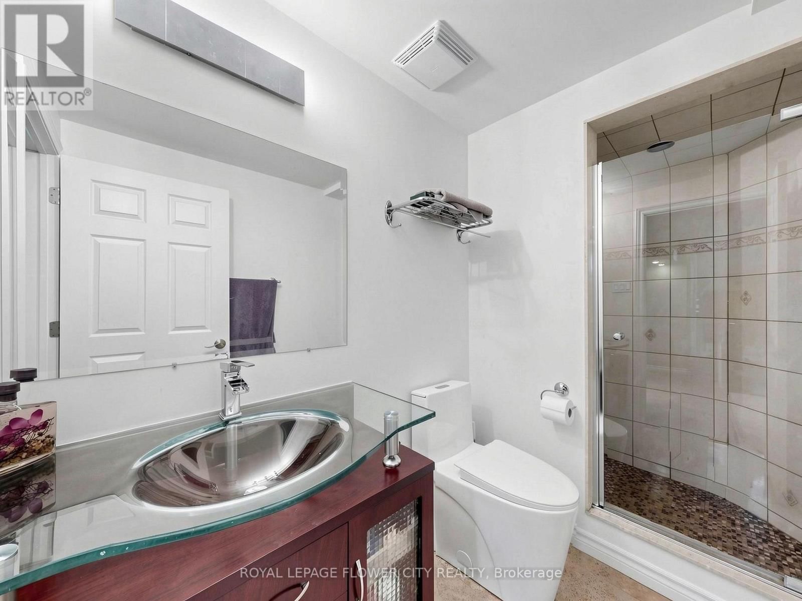 2 DON MORRIS COURT Image 27