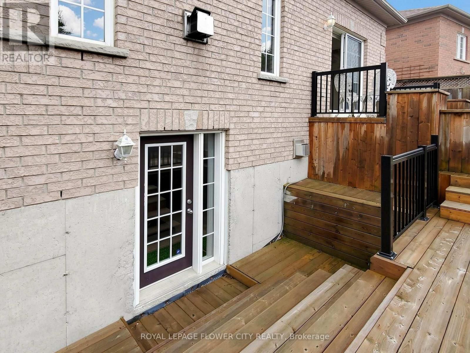 2 DON MORRIS COURT Image 34