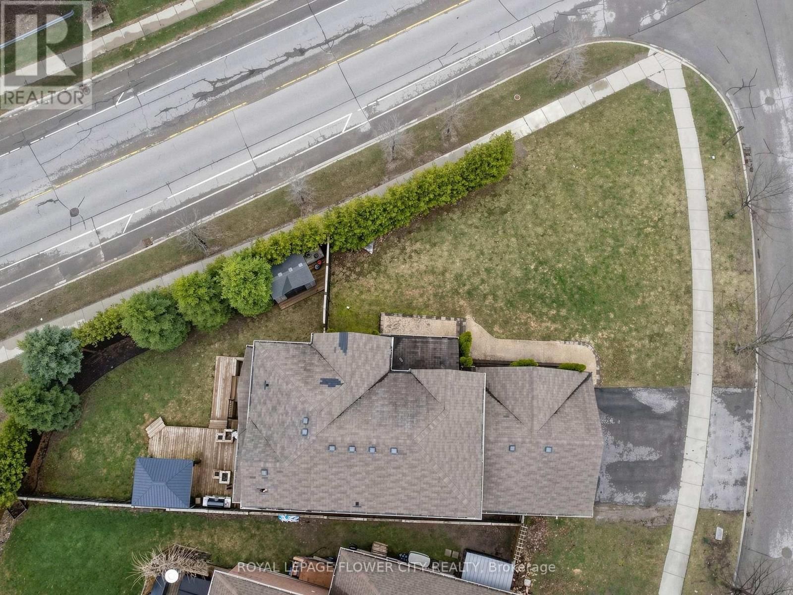 2 DON MORRIS COURT Image 39